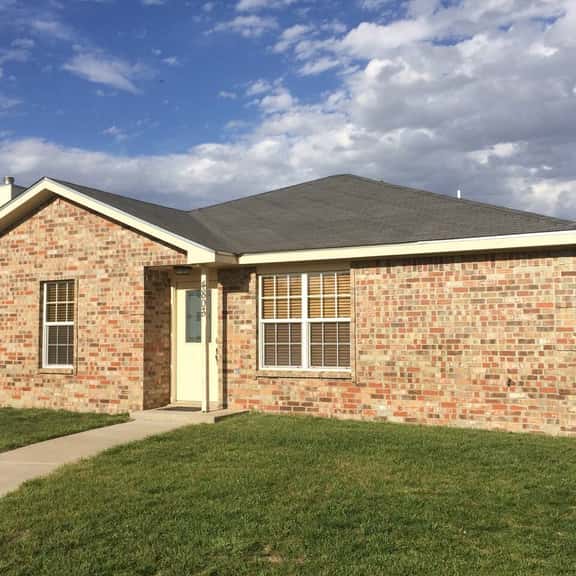 McKinley House is expandable to accommodate a maximum of seven guests.