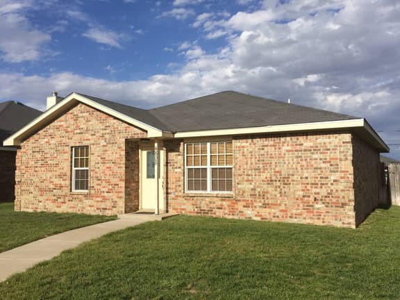 McKinley House is expandable to accommodate a maximum of seven guests.
